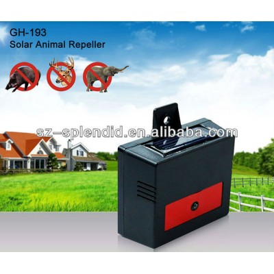 Solar Animal Repellent Wild Pig Repeller GH-193