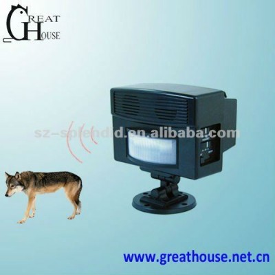 Hot selling ultrasonic wild animal rat chaser